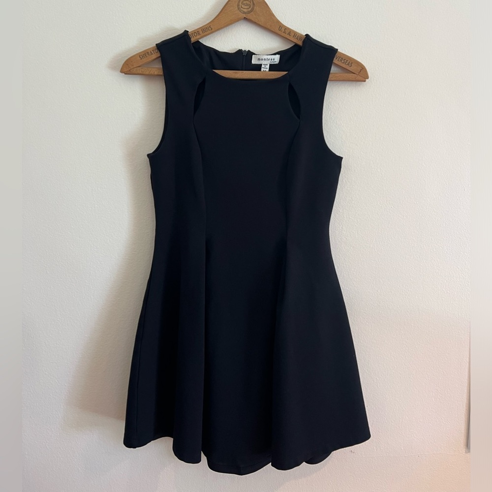 Monteau Black Dress, Size M